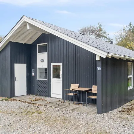 Lovely In Pot Strandby * Sonderby (Midtjylland)
