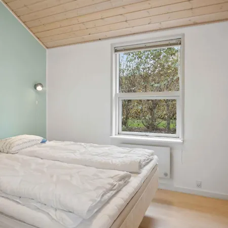 Lovely In Pot Strandby Hébergement de vacances