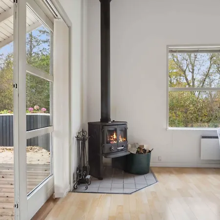 Lovely In Pot Strandby Holiday home